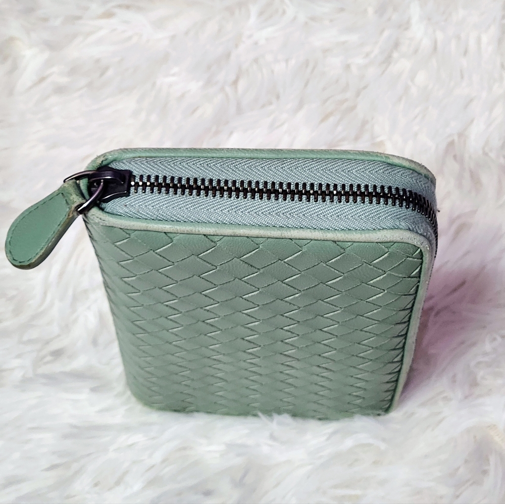 Authentic Vintage Bottega Veneta Wallet - Picture 6 of 13